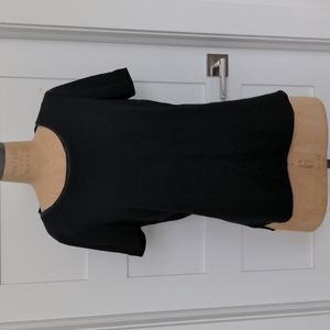 Elie Tahari Black Tee Blouse - S